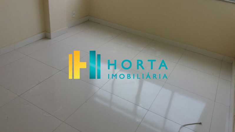 Apartamento à venda com 2 quartos, 68m² - Foto 4