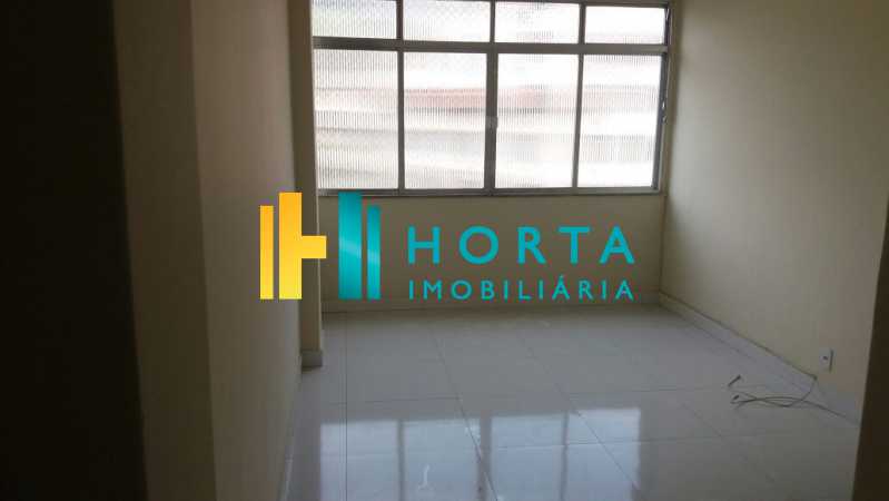 Apartamento à venda com 2 quartos, 68m² - Foto 3