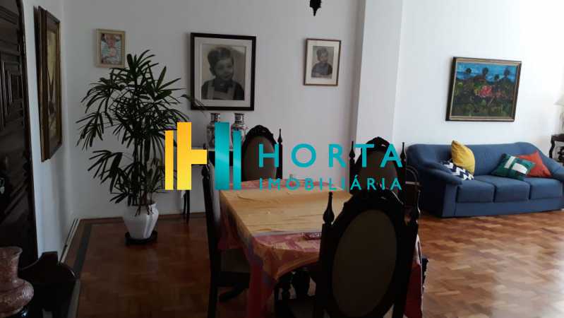 Apartamento à venda com 3 quartos, 140m² - Foto 2