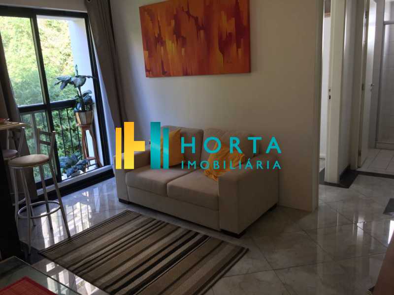 Apartamento à venda com 1 quarto, 50m² - Foto 1