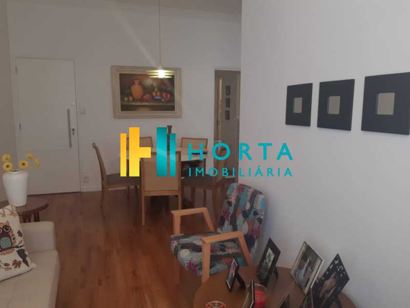 Apartamento à venda com 3 quartos, 75m² - Foto 1