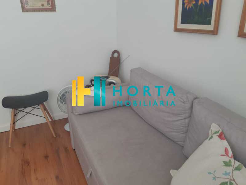 Apartamento à venda com 3 quartos, 75m² - Foto 4