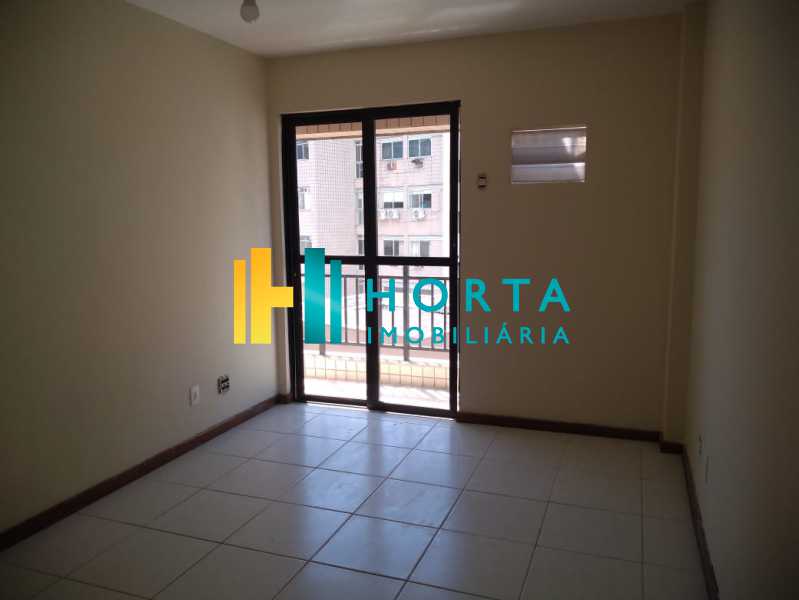 Apartamento à venda com 1 quarto, 74m² - Foto 3