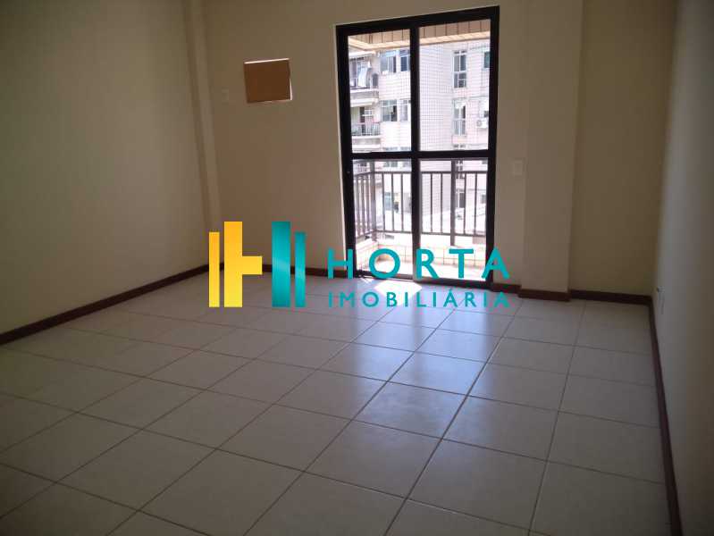 Apartamento à venda com 1 quarto, 74m² - Foto 4