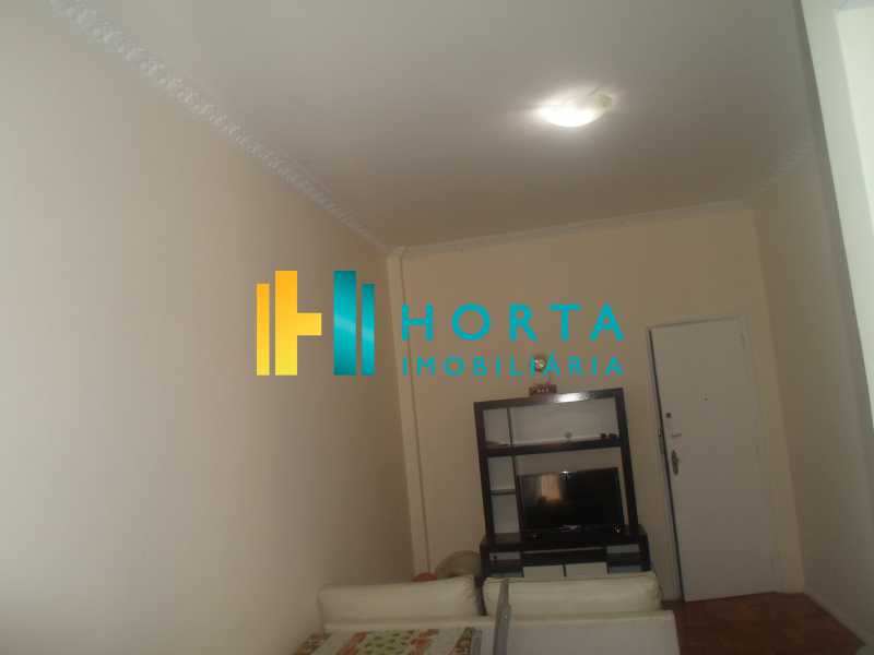 Apartamento à venda com 1 quarto, 40m² - Foto 2