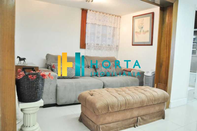 Apartamento à venda com 4 quartos, 240m² - Foto 4