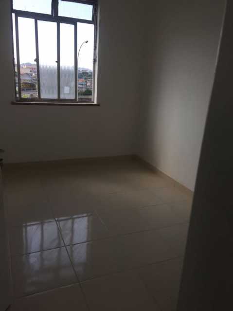 Apartamento à venda com 2 quartos, 80m² - Foto 2