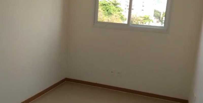 Apartamento à venda com 2 quartos, 63m² - Foto 8