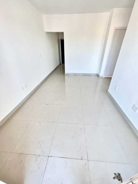 Apartamento à venda com 2 quartos, 63m² - Foto 8