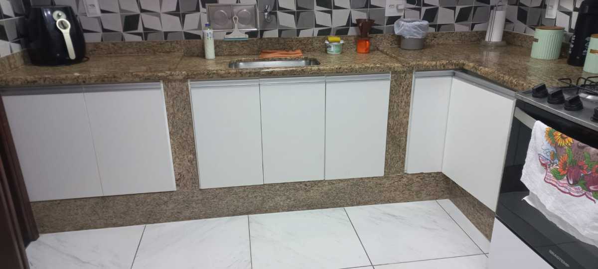 Casa à venda com 3 quartos, 120m² - Foto 13