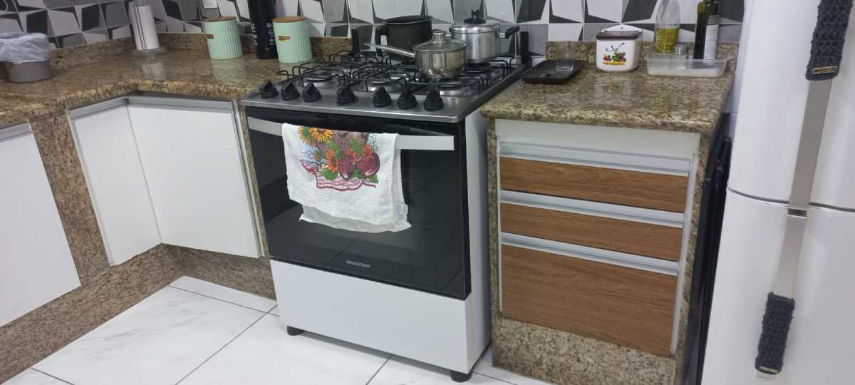 Casa à venda com 3 quartos, 120m² - Foto 12