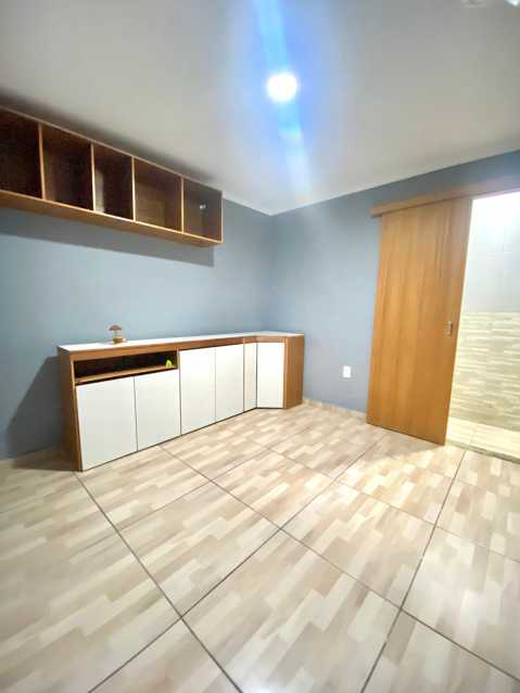 Casa à venda com 2 quartos, 120m² - Foto 12