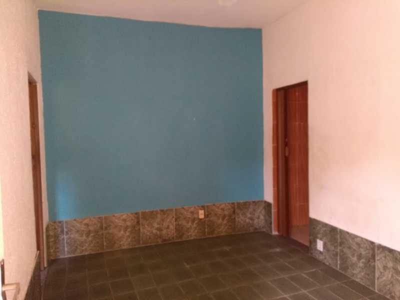 Casa à venda com 5 quartos, 200m² - Foto 15