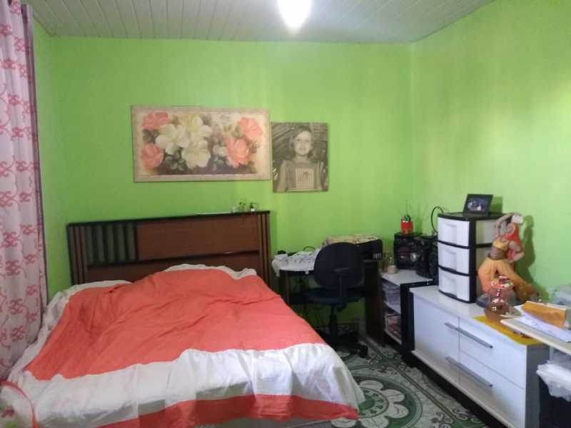 Casa à venda com 5 quartos, 200m² - Foto 16