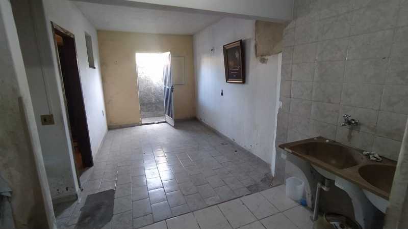 Casa à venda com 4 quartos, 168m² - Foto 19