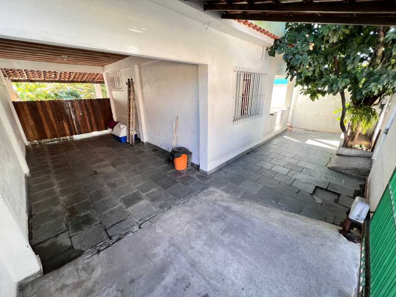 Casa à venda com 3 quartos, 80m² - Foto 9