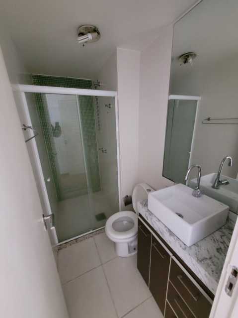 Apartamento à venda com 2 quartos, 62m² - Foto 10