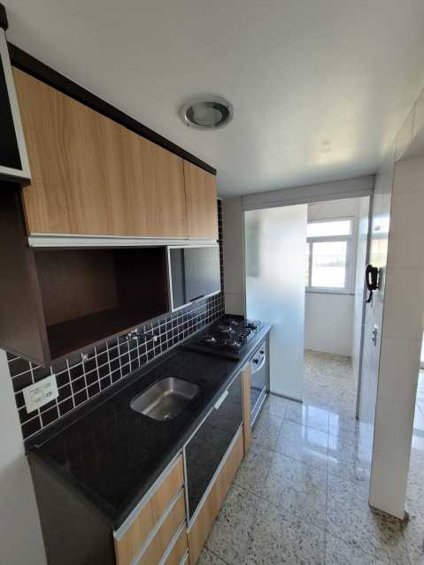 Apartamento à venda com 2 quartos, 62m² - Foto 5