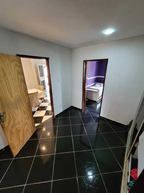 Casa à venda com 4 quartos, 168m² - Foto 12