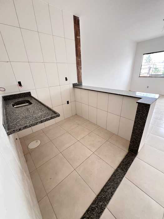 Casa à venda com 2 quartos, 54m² - Foto 4