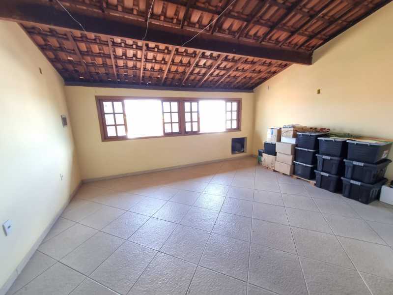 Casa de Condomínio à venda com 3 quartos, 216m² - Foto 25