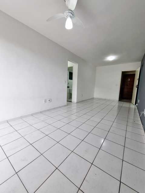 Apartamento à venda com 2 quartos, 73m² - Foto 6