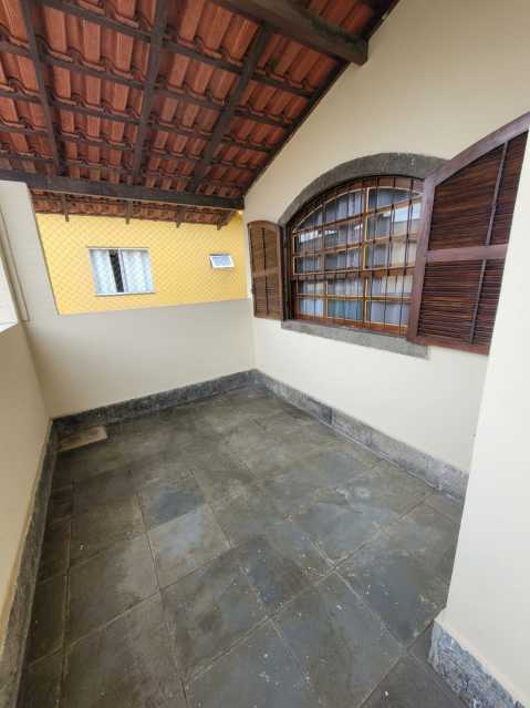 Casa de Vila à venda com 3 quartos, 181m² - Foto 8