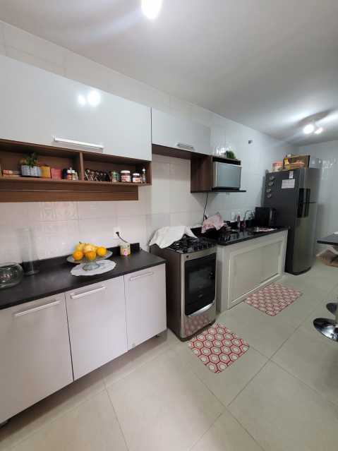 Casa de Vila à venda com 3 quartos, 181m² - Foto 25