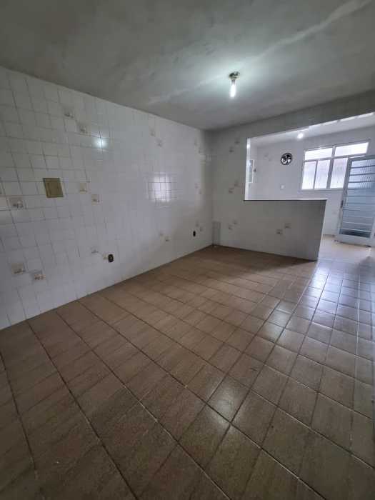 Casa à venda com 3 quartos, 200m² - Foto 13