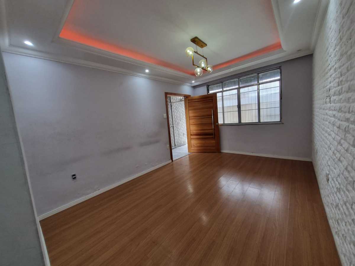 Casa à venda com 3 quartos, 200m² - Foto 8