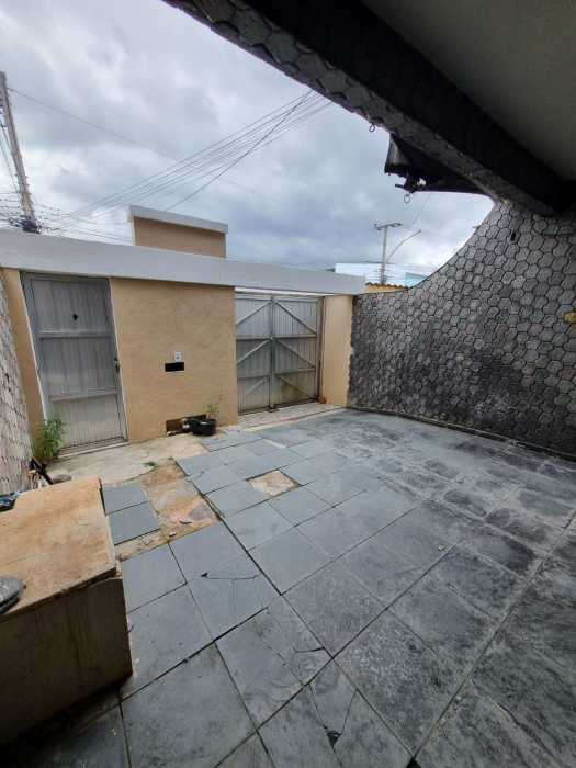 Casa à venda com 3 quartos, 200m² - Foto 5