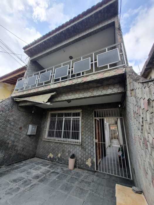 Casa à venda com 3 quartos, 200m² - Foto 4