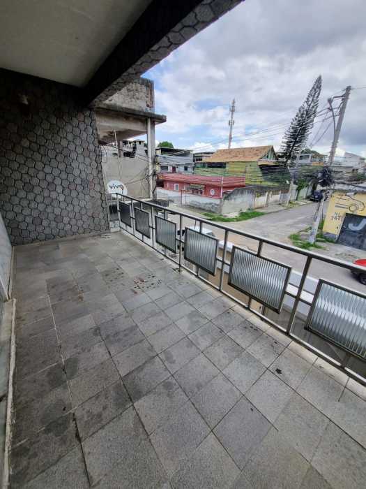 Casa à venda com 3 quartos, 200m² - Foto 25