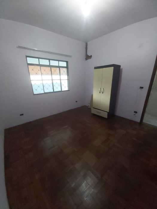 Casa à venda com 3 quartos, 77m² - Foto 5