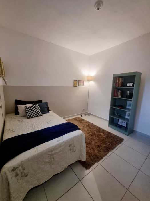 Apartamento à venda com 2 quartos, 62m² - Foto 11