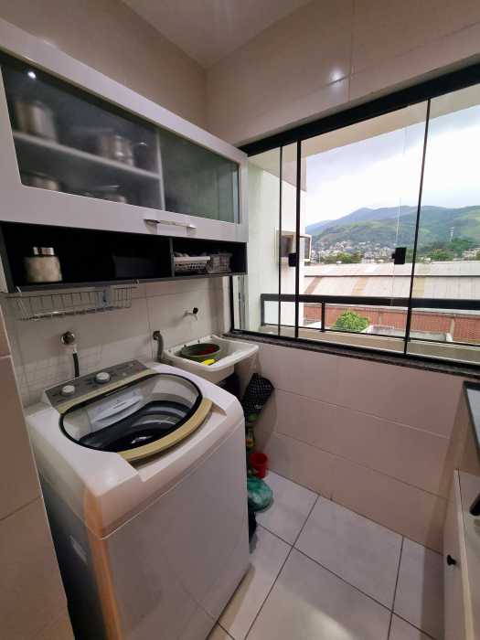 Apartamento à venda com 2 quartos, 62m² - Foto 8