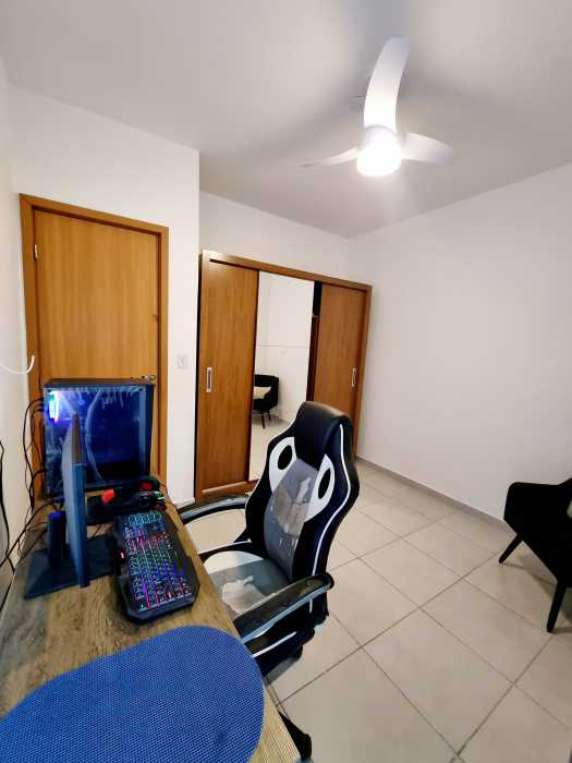 Apartamento à venda com 2 quartos, 62m² - Foto 12