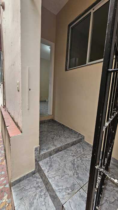 Apartamento à venda com 1 quarto, 34m² - Foto 2