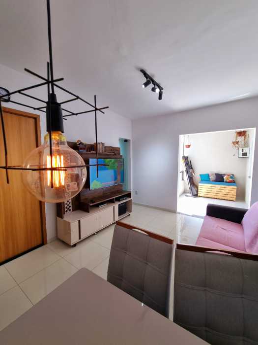 Apartamento à venda com 2 quartos, 62m² - Foto 1