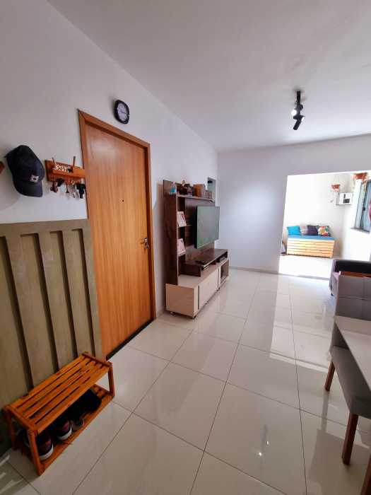 Apartamento à venda com 2 quartos, 62m² - Foto 3