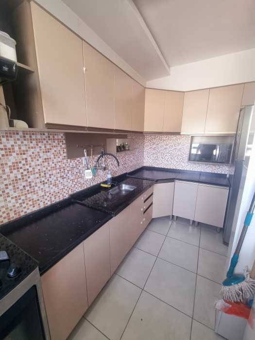 Apartamento à venda com 2 quartos, 62m² - Foto 14