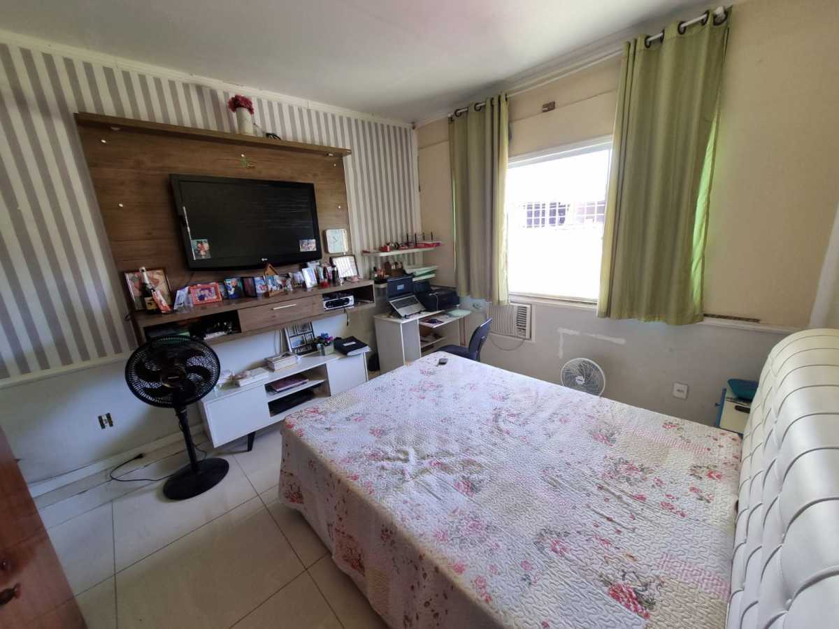 Casa à venda com 4 quartos, 211m² - Foto 13