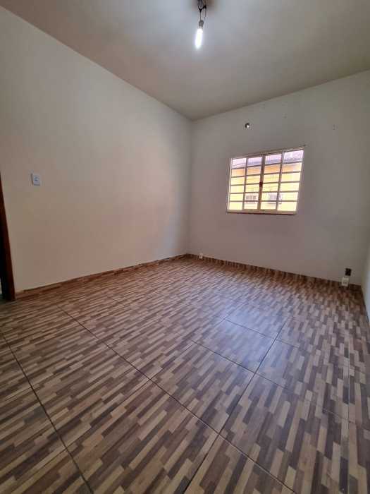 Casa de Vila à venda com 2 quartos, 47m² - Foto 17