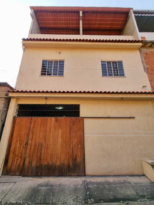 Casa de Vila à venda com 2 quartos, 47m² - Foto 2