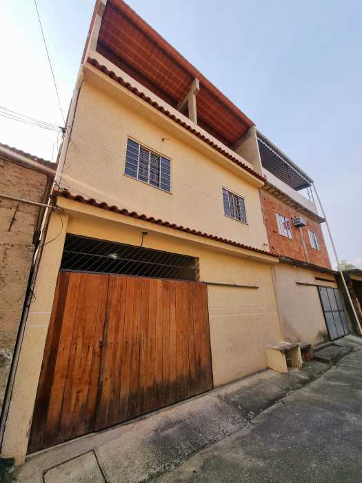 Casa de Vila à venda com 2 quartos, 47m² - Foto 3