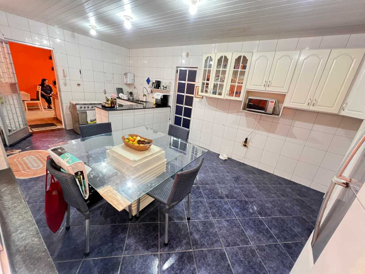 Casa à venda com 3 quartos, 275m² - Foto 12