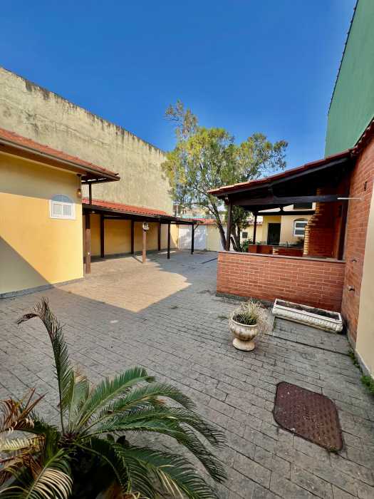 Casa à venda com 2 quartos, 135m² - Foto 4