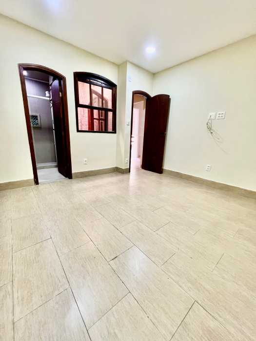 Casa à venda com 2 quartos, 135m² - Foto 16