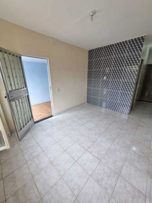 Casa à venda com 2 quartos, 150m² - Foto 6