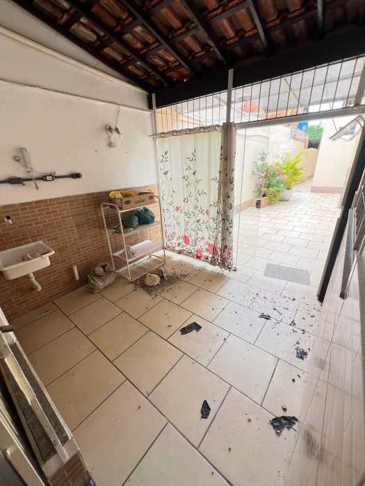 Casa à venda com 3 quartos, 114m² - Foto 8